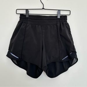 Lululemon Hotty Hot High-Rise Lined Short Black size 6